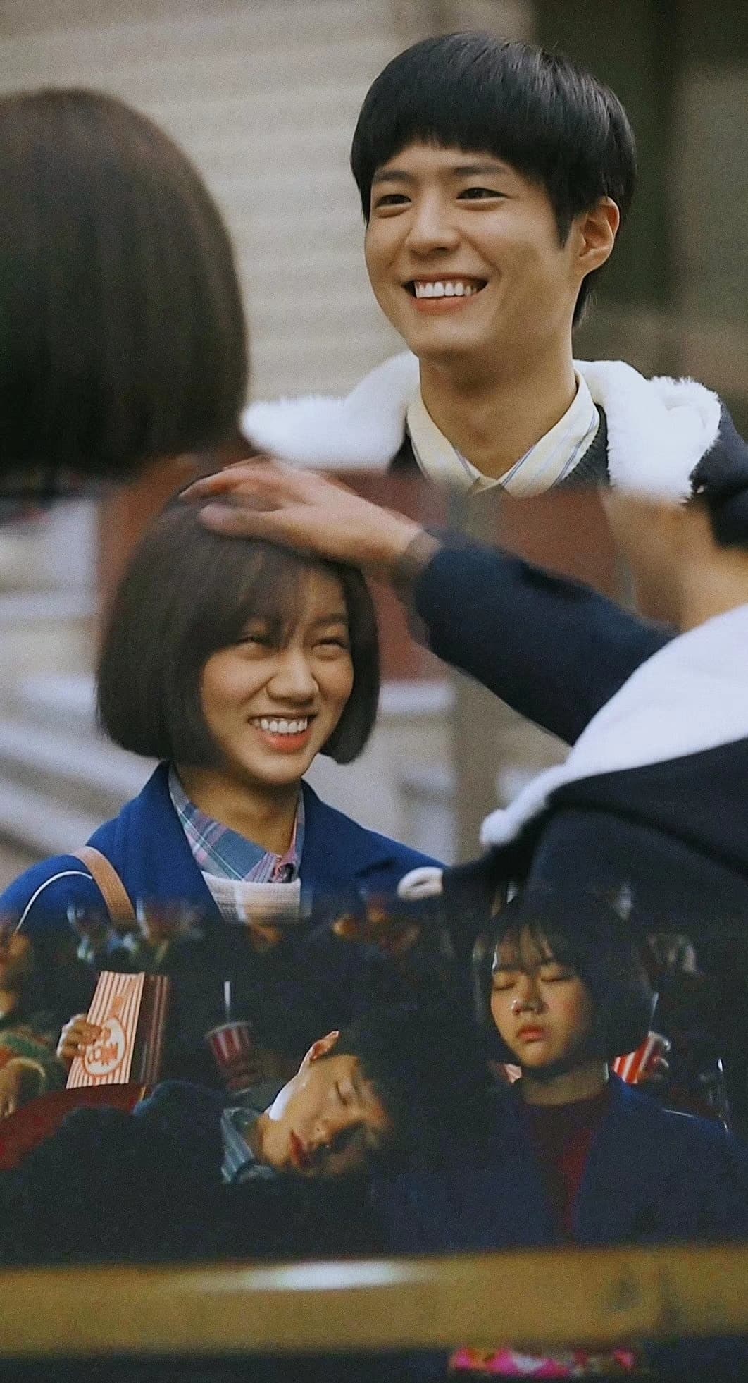 在线免费追剧：《请回答 1988》为何能成为穿越时光的治愈圣经-知归